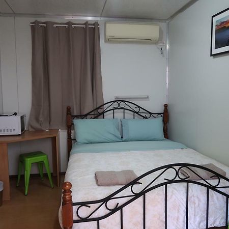 Mud Crab Motel Дерби Екстериор снимка
